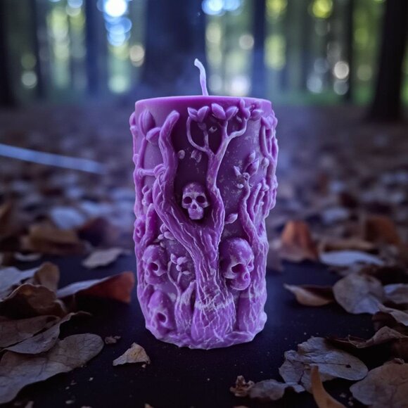 Handmade ✦ Witch & Skulls Candle ✦ Vanilla Brandy Soy Wax Gothic Decor Halloween - Picture 6 of 10